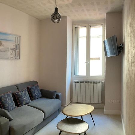 Appartement Cosy - 2 Chambres, Situe En Centre Ville Nice Exteriér fotografie